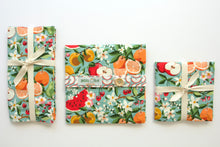 Load image into Gallery viewer, Picnic Basket - Set of 4
