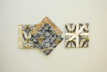 Load image into Gallery viewer, Classic Navy and Browns Napkins - Set of 4