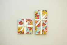 Load image into Gallery viewer, Fun Napkins - Set of 4