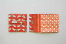 Load image into Gallery viewer, Bee Themed Napkins - Set of 4