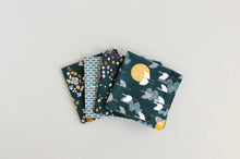 Load image into Gallery viewer, Cranes Navy Mismatched Napkins - Set of 4 - Everyday - Cocktail
