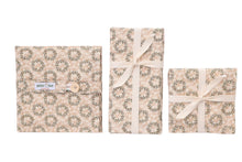 Load image into Gallery viewer, Beige Winter Themed Napkins with Wreaths- Set of 4
