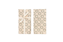 Load image into Gallery viewer, Beige Winter Themed Napkins with Wreaths- Set of 4
