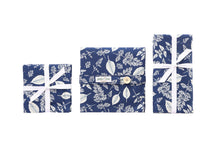Load image into Gallery viewer, Bright Blue Napkins with Leaves - Set of 4
