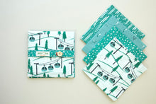 Load image into Gallery viewer, Ski Themed Winter Napkins- Set of 4
